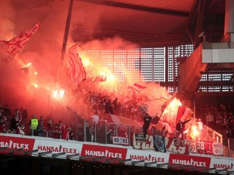 Bengalos: Geldstrafen für Mainz 05 und Union Berlin Bengalos: Geldstrafen für Mainz 05 und Union Berlin