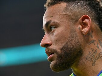 Verletzter Neymar optimistisch: "Auf geht's!" Verletzter Neymar optimistisch: "Auf geht's!"
