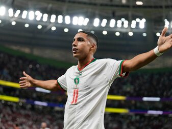 Marokkos Abdelhamid Sabiri jubelt nach seinem Tor zum 0:1 gegen Belgien. Marokkos Abdelhamid Sabiri jubelt nach seinem Tor zum 0:1 gegen Belgien.