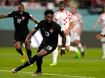 Kanadas Alphonso Davies nach seinem Tor zum 0:1 gegen Kroatien. Kanadas Alphonso Davies nach seinem Tor zum 0:1 gegen Kroatien.