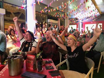 Der «German Speaking Stammtisch» ist eine langjährige Einrichtung. Der «German Speaking Stammtisch» ist eine langjährige Einrichtung.