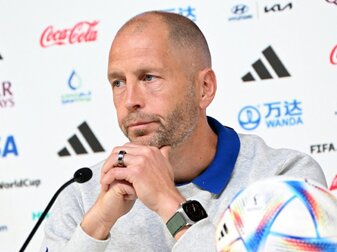 Berhalter entschuldigt sich für veränderte Iran-Flagge Berhalter entschuldigt sich für veränderte Iran-Flagge