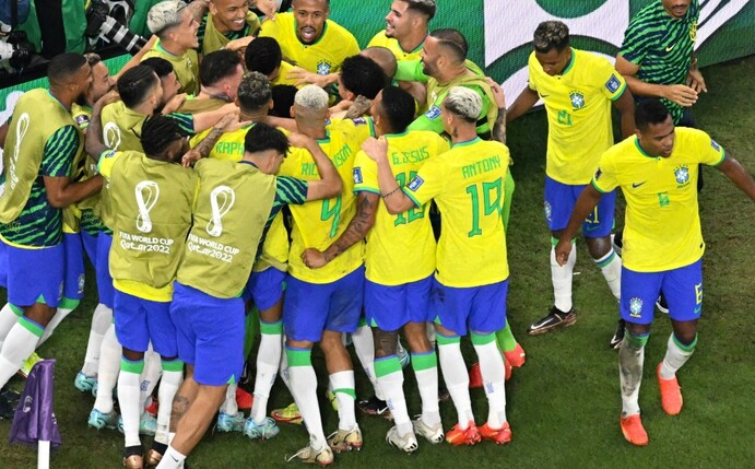 Arbeitssieg ohne Neymar: Brasilien im Achtelfinale