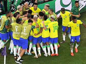 Arbeitssieg ohne Neymar: Brasilien im Achtelfinale Arbeitssieg ohne Neymar: Brasilien im Achtelfinale