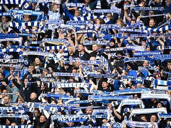 Hertha-Talent Aksakal unterschreibt Profivertrag Hertha-Talent Aksakal unterschreibt Profivertrag