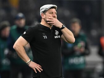 Regt zu einem Umdenken in der Pyro-Debatte an: Köln-Coach Steffen Baumgart. Regt zu einem Umdenken in der Pyro-Debatte an: Köln-Coach Steffen Baumgart.
