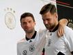 Thomas Müller (l) und Niclas Füllkrug nach einer DFB-Presskonferenz.