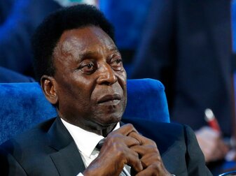 Bestritt 92 Länderspiele und gewann drei WM-Titel für Brasilien: Pelé. Bestritt 92 Länderspiele und gewann drei WM-Titel für Brasilien: Pelé.