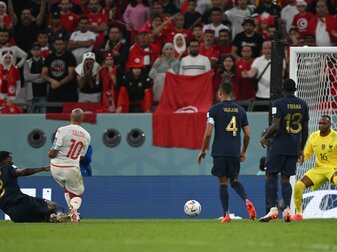 Wahbi Khazri (weißes Trikot) war Tunesien Matchwinner gegen Weltmeister Frankreich. Wahbi Khazri (weißes Trikot) war Tunesien Matchwinner gegen Weltmeister Frankreich.
