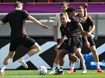 Flick über Götze: "Zu Recht bei dieser Weltmeisterschaft" Flick über Götze: "Zu Recht bei dieser Weltmeisterschaft"