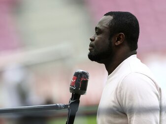 Asamoah lobt Addo Asamoah lobt Addo