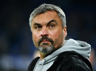 S04-Coach Reis verteilt Aufgaben im Trainerteam neu S04-Coach Reis verteilt Aufgaben im Trainerteam neu