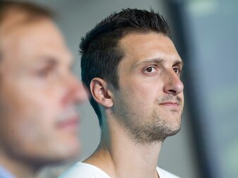 Besitzt die Staatsbürgerschaft der Schweiz und Serbiens: Mittelfeldspieler Zdravko Kuzmanovic. Besitzt die Staatsbürgerschaft der Schweiz und Serbiens: Mittelfeldspieler Zdravko Kuzmanovic.