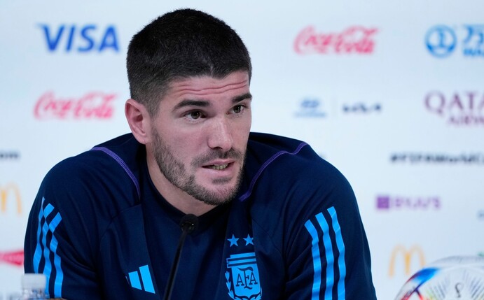 Hat Respekt vor Australien: Rodrigo de Paul in der Pressekonferenz.