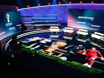 Das gemeinsame ARD-ZDF-WM-Studio für die Fußball-Weltmeisterschaft in Katar.