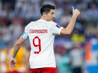 Robert Lewandowski wird auch gegen Frankreich eine Stütze sein. Robert Lewandowski wird auch gegen Frankreich eine Stütze sein.