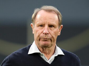 Berti Vogts kritisiert nach dem Vorrunden-Aus die Spieler des DFB. Berti Vogts kritisiert nach dem Vorrunden-Aus die Spieler des DFB.