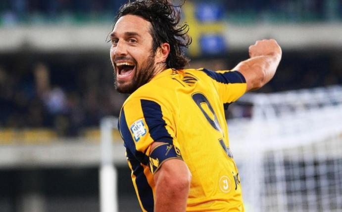 Luca Toni spielte zuletzt bei Hellas Verona. Foto: Venezia Filippo