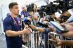 Der Schweizer Mittelfeldspieler Xherdan Shaqiri spricht in der Mixed Zone zu Medienvertretern.