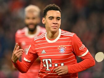 FC Bayern: Vertragsgespräche mit "WM-Lichtblick" Musiala FC Bayern: Vertragsgespräche mit "WM-Lichtblick" Musiala