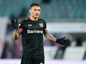 Wadenprobleme: Bayers Aranguiz setzt mit dem Training aus Wadenprobleme: Bayers Aranguiz setzt mit dem Training aus