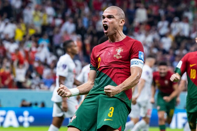 Portugals Pepe darf über einen Treffer für seine Mannschaft jubeln.