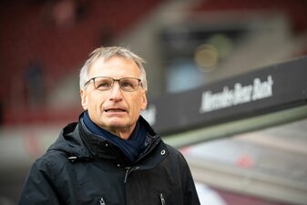 Reschke äußerte sich nach dem Ausfall von Manuel Neuer zur Torwart-Frage bei Bayern München. Reschke äußerte sich nach dem Ausfall von Manuel Neuer zur Torwart-Frage bei Bayern München.