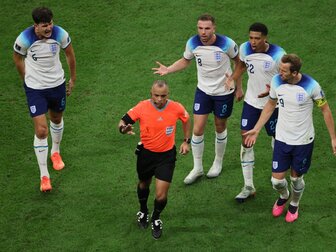 Meier kritisiert Viertelfinal-Schiris Meier kritisiert Viertelfinal-Schiris