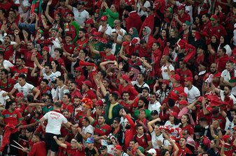 Zum Halbfinale gegen Frankreich werden Tausende Menschen aus Marokko einfliegen. Es soll 30 Sonderflüge nach Katar geben. Zum Halbfinale gegen Frankreich werden Tausende Menschen aus Marokko einfliegen. Es soll 30 Sonderflüge nach Katar geben.