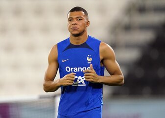 Frankreichs Kylian Mbappe während einer Trainingseinheit. Frankreichs Kylian Mbappe während einer Trainingseinheit.