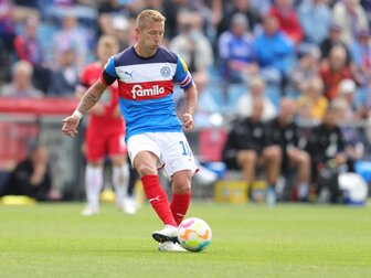 Trainingsstart bei Zweitligist Holstein Kiel Trainingsstart bei Zweitligist Holstein Kiel