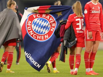 "Großartiger Erfolg": Bayern-Frauen am ersten Etappenziel "Großartiger Erfolg": Bayern-Frauen am ersten Etappenziel