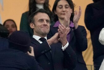 Unterstützt sein Team beim WM-Finale in Doha: Emmanuel Macron. Unterstützt sein Team beim WM-Finale in Doha: Emmanuel Macron.