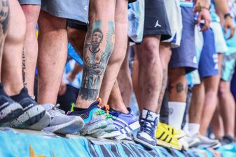Argentinische Fans auf dem Weg zum WM-Finale. Argentinische Fans auf dem Weg zum WM-Finale.