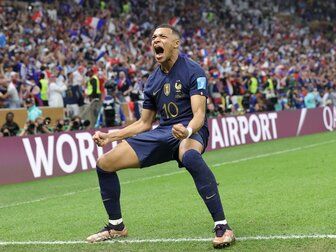 Mit acht Toren: Goldener Schuh an Mbappe Mit acht Toren: Goldener Schuh an Mbappe