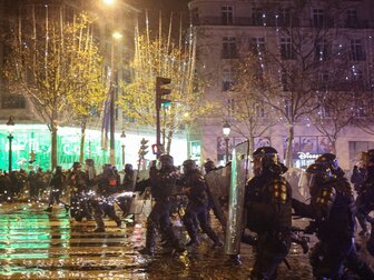 Festnahmen in Frankreich nach verlorenem WM-Finale Festnahmen in Frankreich nach verlorenem WM-Finale