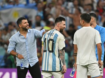 Argentiniens Edelfan Aguero gewinnt Wette auf Messi Argentiniens Edelfan Aguero gewinnt Wette auf Messi