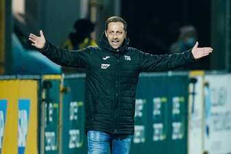 Trainer Gabor Gallai muss seinen Posten bei der TSG Hoffenheim räumen. Trainer Gabor Gallai muss seinen Posten bei der TSG Hoffenheim räumen.