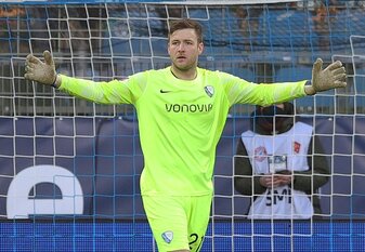 Ersatzkeeper Esser verlängert in Bochum Ersatzkeeper Esser verlängert in Bochum