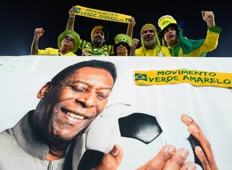 Der Gesundheitszustand von Fußball-Legende Pelé soll sich verschlechtert haben. Der Gesundheitszustand von Fußball-Legende Pelé soll sich verschlechtert haben.