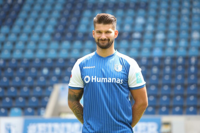 Der Magdeburger Fußballprofi Kai Brünker vermisst seinen Vater.