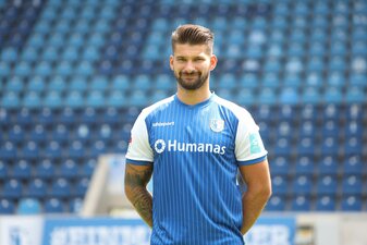 Der Magdeburger Fußballprofi Kai Brünker vermisst seinen Vater. Der Magdeburger Fußballprofi Kai Brünker vermisst seinen Vater.