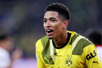 Einziger Lichtblick in einer mäßigen BVB-Mannschaft gegen Sevilla: Jude Bellingham. Foto: Martin Rose/Getty Images. Einziger Lichtblick in einer mäßigen BVB-Mannschaft gegen Sevilla: Jude Bellingham. Foto: Martin Rose/Getty Images.