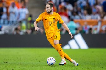 Daley Blind könnte Gerüchten zufolge zum belgischen Club Royal Antwerpen wechseln. Daley Blind könnte Gerüchten zufolge zum belgischen Club Royal Antwerpen wechseln.