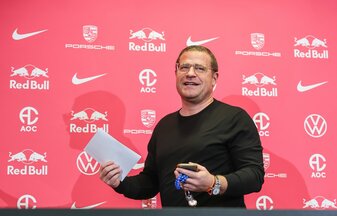 Max Eberl ist der Sportvorstand von RB Leipzig. Max Eberl ist der Sportvorstand von RB Leipzig.
