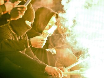 Zusammenstöße zwischen Neapel- und Rom-Fans Zusammenstöße zwischen Neapel- und Rom-Fans