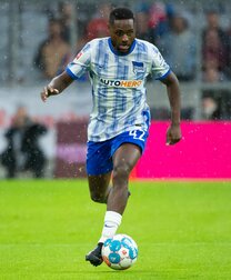 Deyovaisio Zeefuik steht vor einem Wechsel nach Italien zu Hellas Verona. Deyovaisio Zeefuik steht vor einem Wechsel nach Italien zu Hellas Verona.