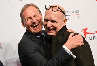 Hans-Joachim Watzke (l) und DFB-Präsident Bernd Neuendorf beim DFL-Neujahrsempfang. Hans-Joachim Watzke (l) und DFB-Präsident Bernd Neuendorf beim DFL-Neujahrsempfang.