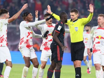 Schiri-Diskussionen nach Bayern-Remis: "Klares Foul" Schiri-Diskussionen nach Bayern-Remis: "Klares Foul"