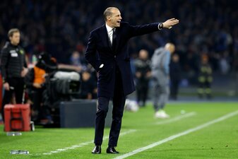 Juventus-Trainer Massimiliano Allegri peilt trotz des Punktabzugs die Qualifikation für die Königsklasse an. Juventus-Trainer Massimiliano Allegri peilt trotz des Punktabzugs die Qualifikation für die Königsklasse an.
